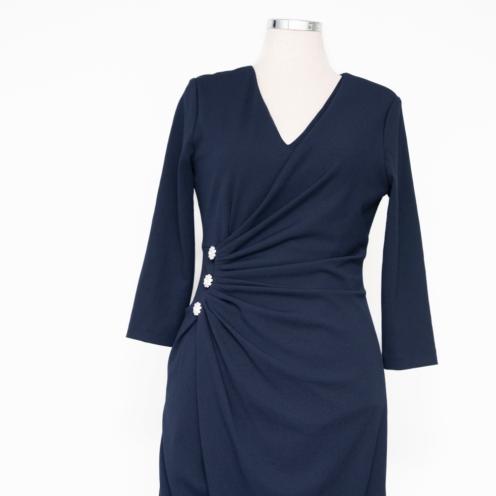 Calvin Klein - Ruched Rhinestone-Button‎ Gown - Picture 7 of 11